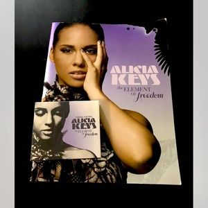 Alicia Keys The Element Of Freedom 2CD pack with tour book